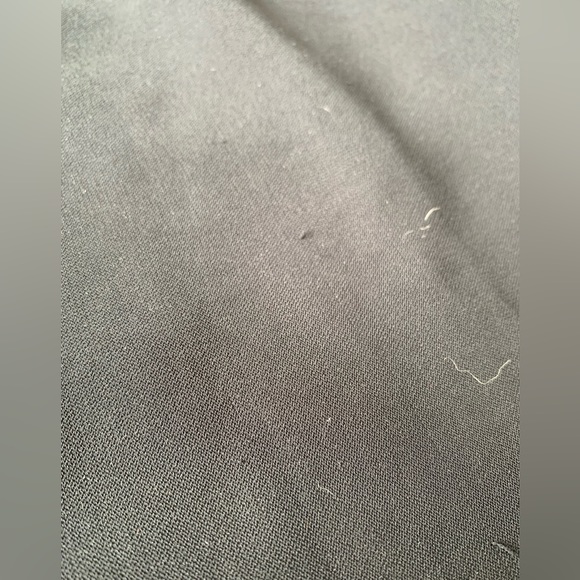 Lululemon Black On the Fly Joggers. Size 4 - Picture 8 of 8